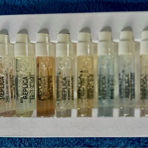 MAISON MARGIELA Replica MEMORY BOX Discovery Set 10 Travel Size Perfume Samples - Picture 5 of 15
